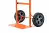 <p>Pelle fixe, roues en plastique.</p>